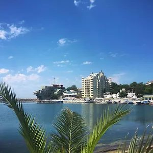 Pomorie Sun Szálloda